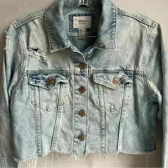 Forever 21 Cropped Denim Distressed jacket  Size M - Picture 2 of 6